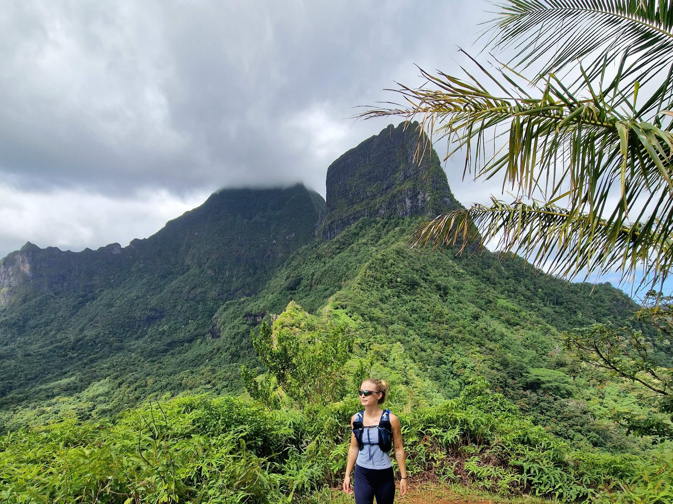 Best Hiking Trail in Moorea: Three Coconuts Pass (Col Des Trois Cocotiers)