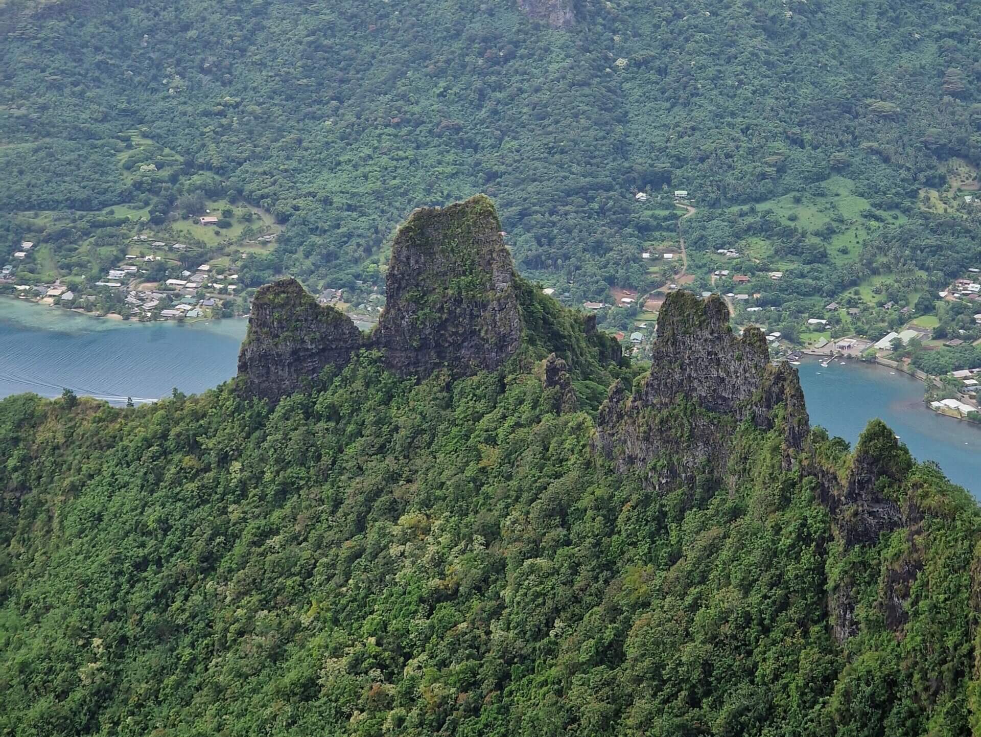 Mount Rotui Hiking Trail: Best Hike in Moorea