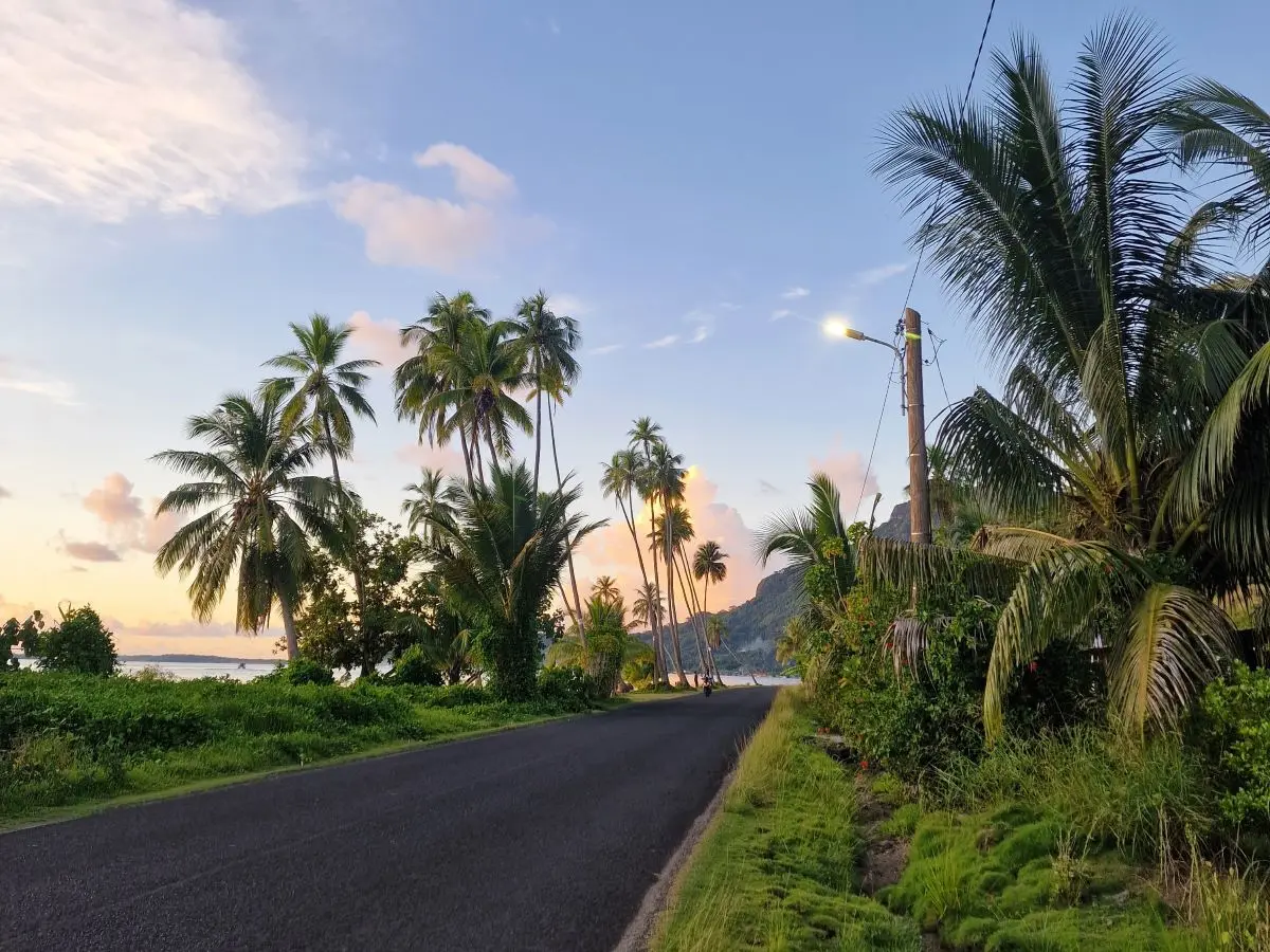 The flat road around Bora Bora is perfect for cycling