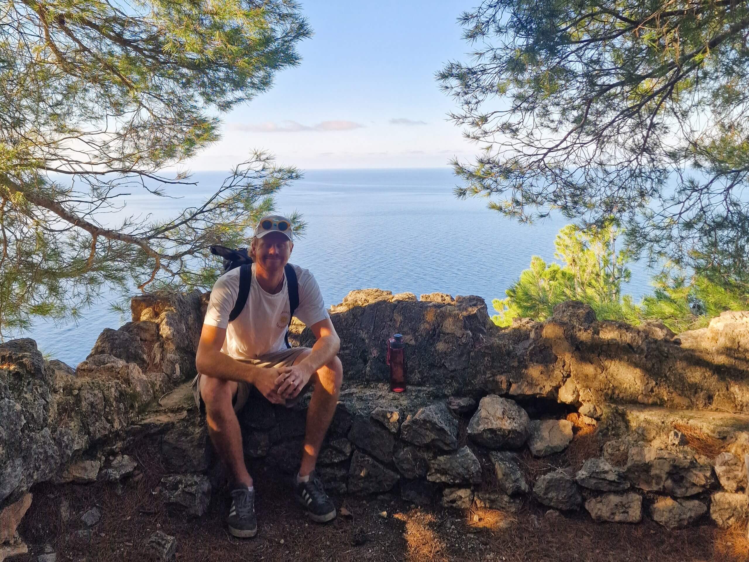 Caló de S’Estaca Coastal Hike Near Valldemossa, Mallorca