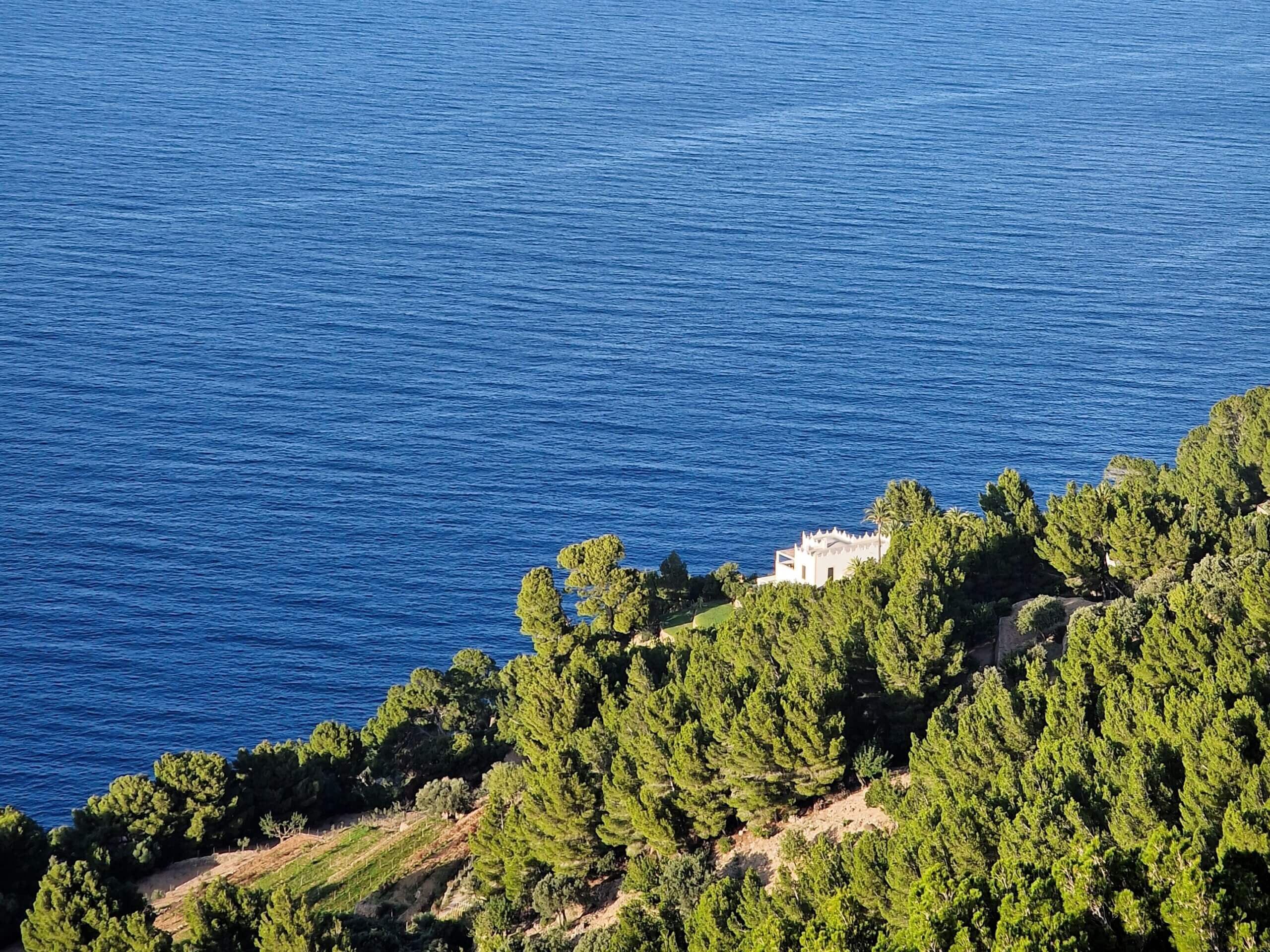 Caló de S’Estaca Coastal Hike Near Valldemossa, Mallorca