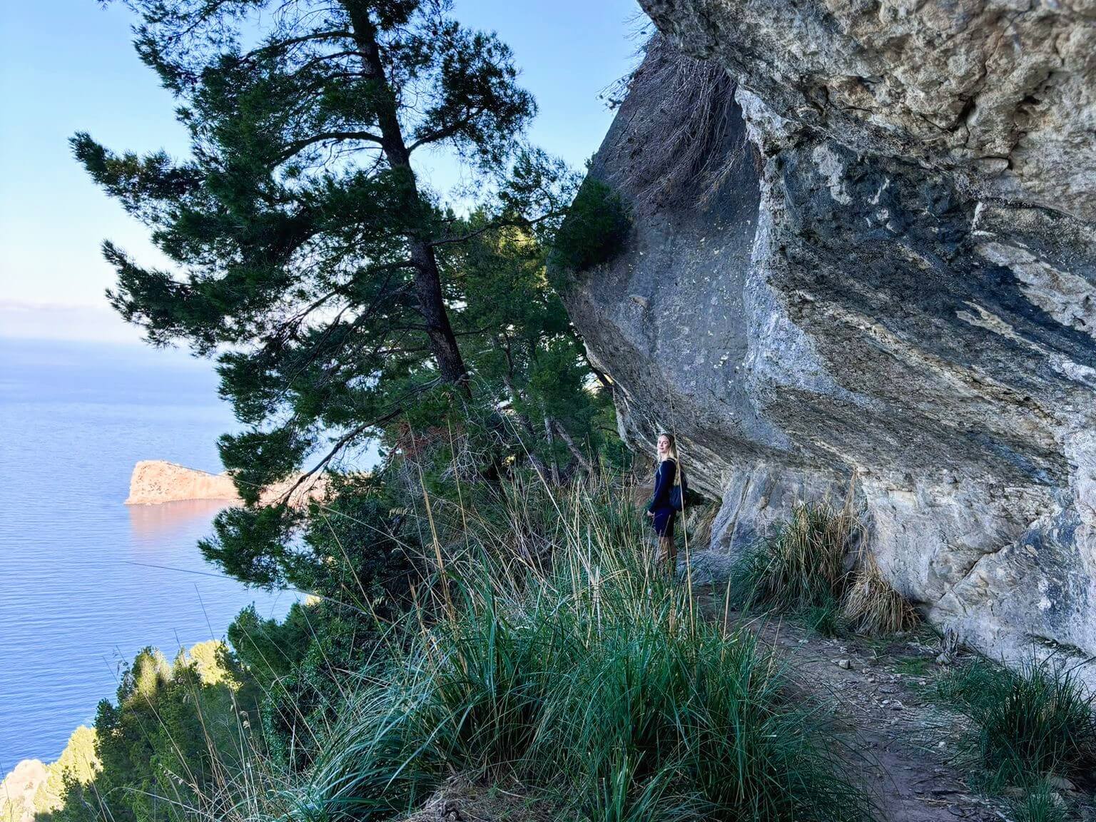 Caló de S’Estaca Coastal Hike Near Valldemossa, Mallorca