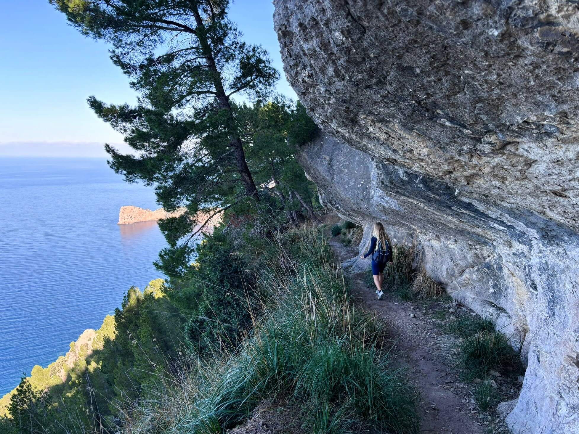 Caló de S’Estaca Coastal Hike Near Valldemossa, Mallorca