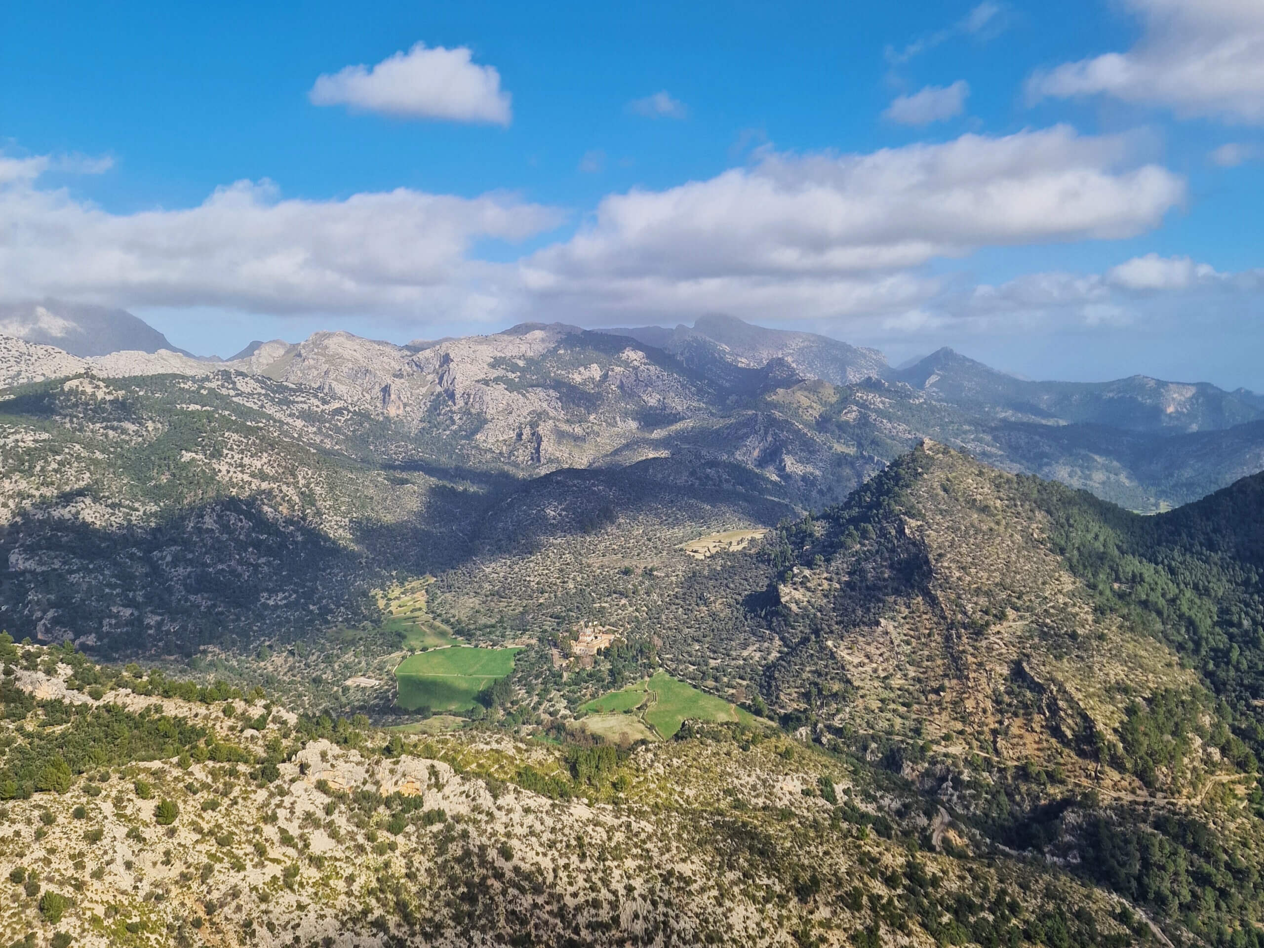 Castell d’Alaró Hike: Mallorca’s Legendary Castle Trail