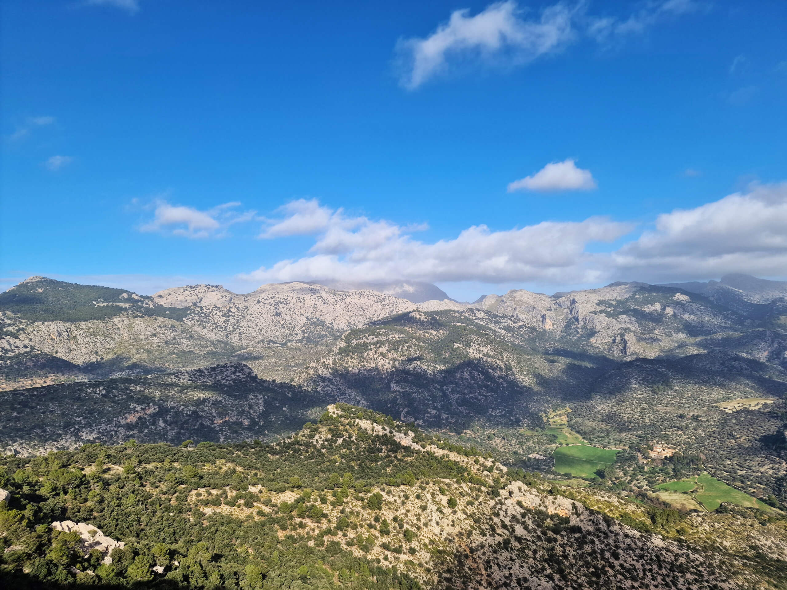 Castell d’Alaró Hike: Mallorca’s Legendary Castle Trail