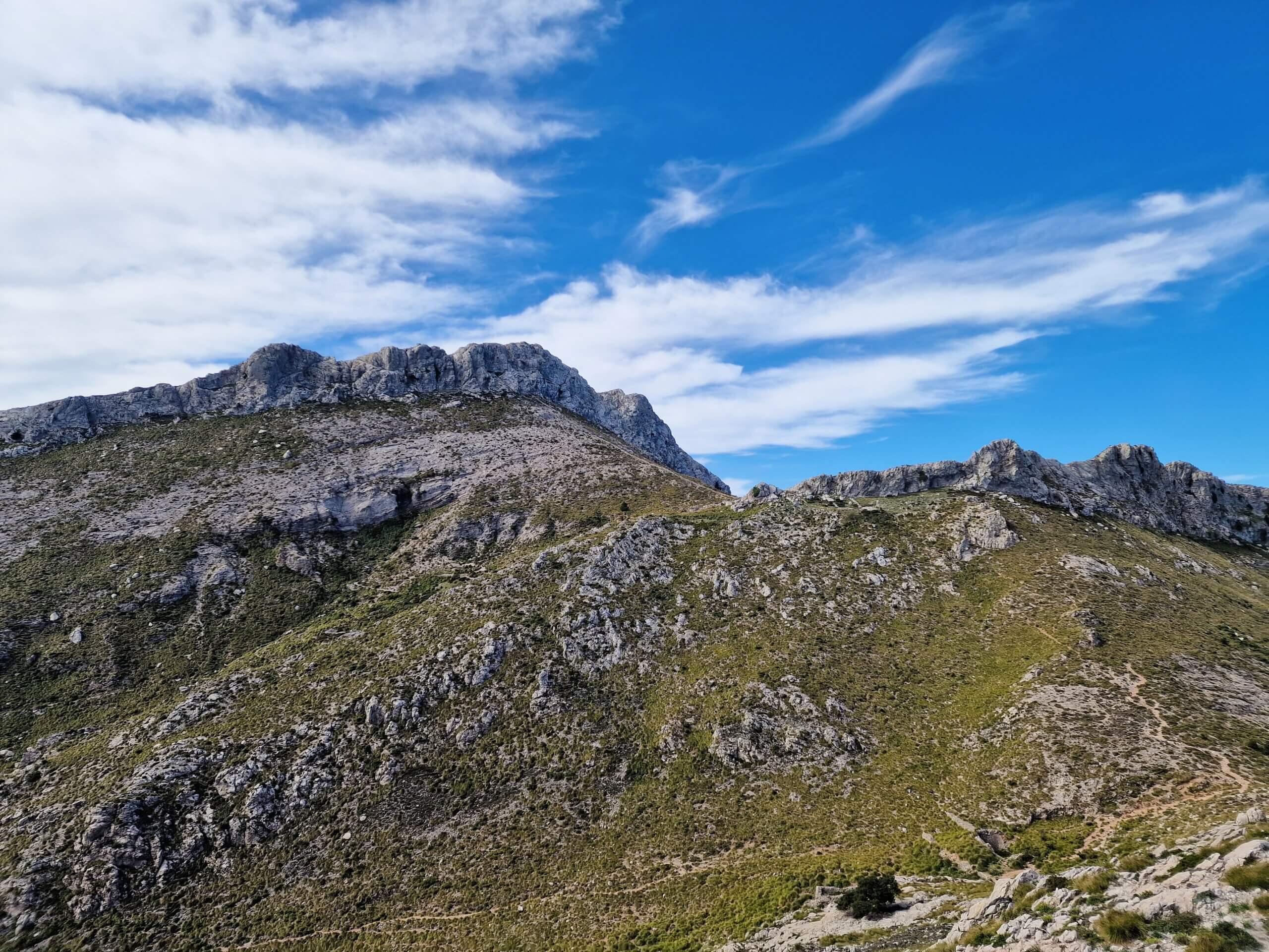 Puig de Massanella: Ultimate Mallorca Hiking Guide